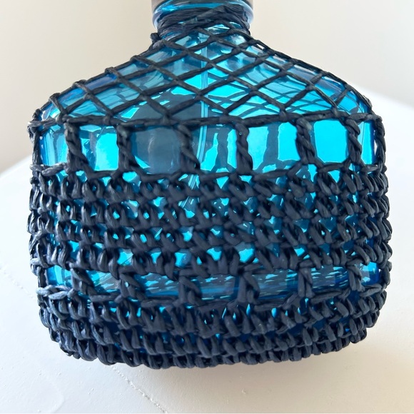 John Varvatos Cologne Empty Bottle - Picture 3 of 4